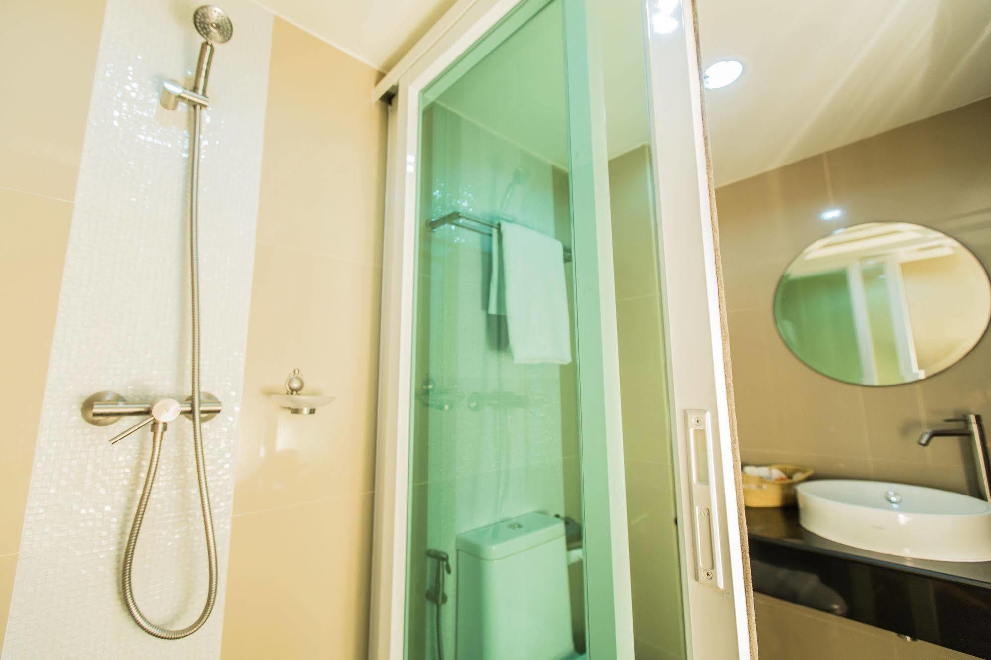 Le Touche Hotel Bangkok Luaran gambar